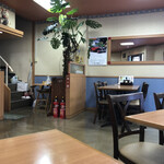 新華園 - 店内の雰囲気♪