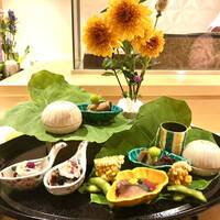 銀座 しのはら - 華やかな彩りの八寸