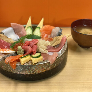 焼津さかなセンター内でおすすめのグルメ情報をご紹介 食べログ 焼津さかなセンター内でおすすめのグルメ情報をご紹介 食べログ