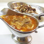 かれーの店 うどん  - 11月の秋の夜かれープレミアム きのこの叫び(1400円) ※秋の夜かれー+スパイシー挽肉+チーズ+きのこ炒め