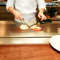 けやき坂 - 目の前で調理中
