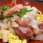 はな蔵 - 海鮮ばらちらし定食