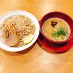 濃厚丸鶏らーめん こちょうらん - 