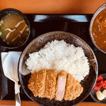 とんかつとカツカレーの店 キセキ食堂 - ロースカツ+カレー