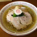 らあめん サンド - チャーシューの香ばしい香りがする！節香る鶏出汁スープと生姜、平打ち中細麺が最適！