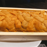 SATOブリアン - ブリ飯のウニ