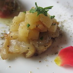 キャラント キャトル - 豚足とキノコのガランティーヌ（林檎のコンフィ）