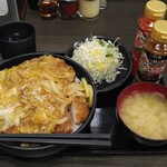 Densetsu No Sutadonya - 伝説のすたみなロースカツW盛り丼(期間限定)飯増し+プチサラダ