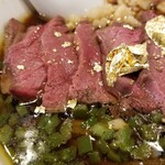 麺屋 六感堂 - 青椒肉風麺（温）金箔増し