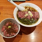 麺屋 六感堂 - 青椒肉風麺＋ローストビーフ丼