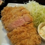 成蔵 - 上ロースかつ断面☆