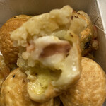 味のモトシロ - 普通この値段ならクズ身だけどタコがでかいの。
ピントがタコで無くバックに合ってますねスマソ。