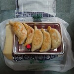 桃苑 - 餃子５個600円