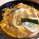 Kissa Emuji - かつ丼大盛り750円