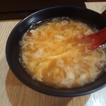 和来亭 - レタスのチャーハン(スープ)
