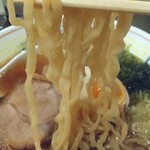 づゅる麺 池田 - 麺リフト