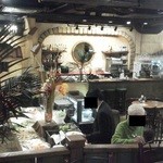 カフェ ラ・ボエム - 201211　ﾎﾞｴﾑ　店内（左奥が入口）