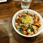 櫻井中華そば店 - 炙り焼豚丼