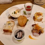 秀val kitchen Pomme - 前菜　大根の唐揚げ、トマトのコンポート、ナスのマリネ、
半熟玉子の上にチーズマヨネーズ、スパイスハム、
バケットの上に鶏肉のムース載せ、豆腐の上に塩ダレ