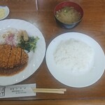 洋食コスギ - ミンチカツセット全体図(日替り)