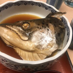 魚市 - 鮭の粗煮