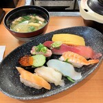 Muten Kurazushi - 人気にぎりランチ。580円