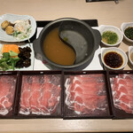 美山 - 豚 食べ放題コース(ビュッフェコーナー食べ放題付き)¥1518