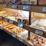 パン工房ブロートバッハ  - 店内
