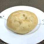 Tennen Koubo Pan-Ya Soramame - ◆しお豆パン(180円）