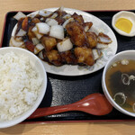 浜っ子 麺八 - 黒酢豚定食（量多すぎ）