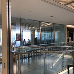 ザ オイスタールーム - 外観  8階奥にあります。