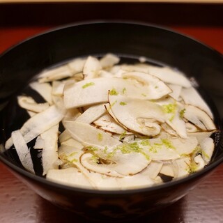 Kiyama - ☆松茸＆豆腐煮物椀(#^.^#)☆