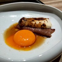 焼肉うしごろ 新宿三丁目店 - ザブトンと松茸のすき焼き