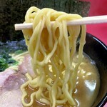 ラーメン 杉田家 - 麺リフト。