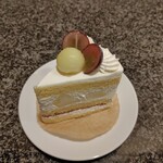 Patisserie petit-grand - ガトーセゾン（メロン＆巨峰）