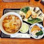 みのや - きしめんｗｉｔｈ２種盛りちくわ天