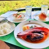 Aoi Oka - スペシャルランチ（ベーコン＆ハンバーグ＆コキール、ライス、サラダ）。2000円