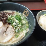 九州筑豊ラーメン山小屋　中華風居酒屋 - 