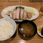 とんかつ 大倉 - 