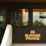Burger PRINCE - 外観1