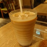 NEW YORKER'S Cafe - アイスカフェラテ￥410