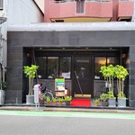 ラヴェンナ - お店、外観。