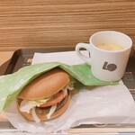 ロッテリア - ソイ野菜ハンバーガーコンビ(ソイ野菜バーガー/コーンスープ)