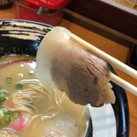 九州とんこつラーメン ひろ - チャーシューリフト\(//∇//)\