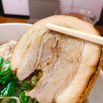 中華そば 福久 - 分厚いチャーシュー