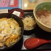 純白そば月山 - かつ丼定食は、おうどんで