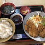 たぬきや - 料理写真:トンカツ定食(700円)