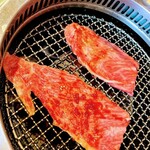 和牛放題の殿堂 秋葉原 肉屋横丁 焼肉 - 