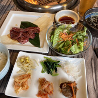 焼肉 べこ亭 たまプラーザ本店 - 