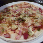 ビアパブ　ベアレン - 季節のメニュー；栗とキノコのピザ